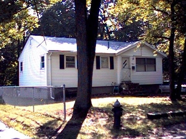1st image of 11 Winsten St