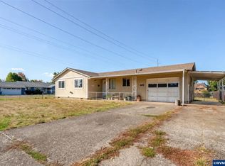 885 W Carolina St, Lebanon, OR 97355