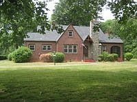 1st image of 2212 Richardson Dr