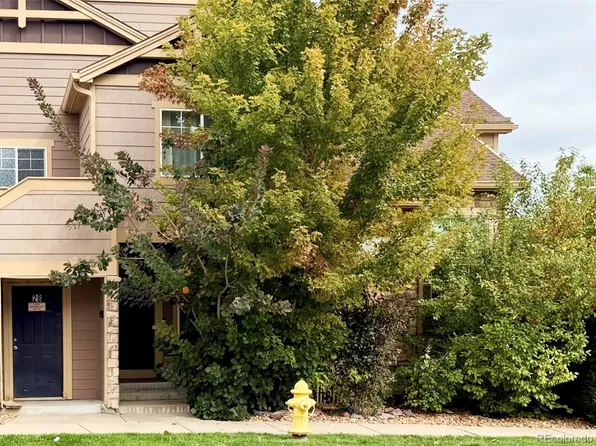 5752 S Addison Way #D, Aurora, CO 80016