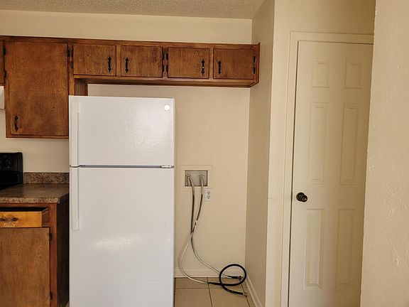 4th image of 302 Bonnie Ln #B