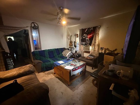 3rd image of 1507 Chestnut St