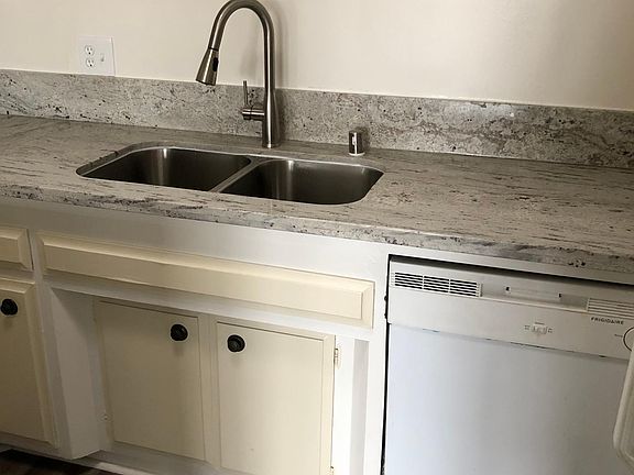 4th image of 1342 10th St APT 107