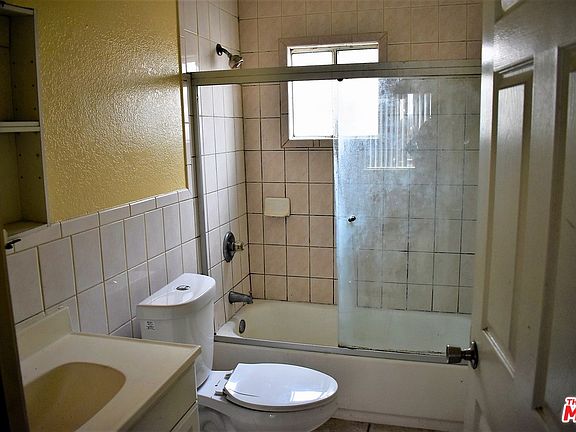 5th image of 10339 Juniper St