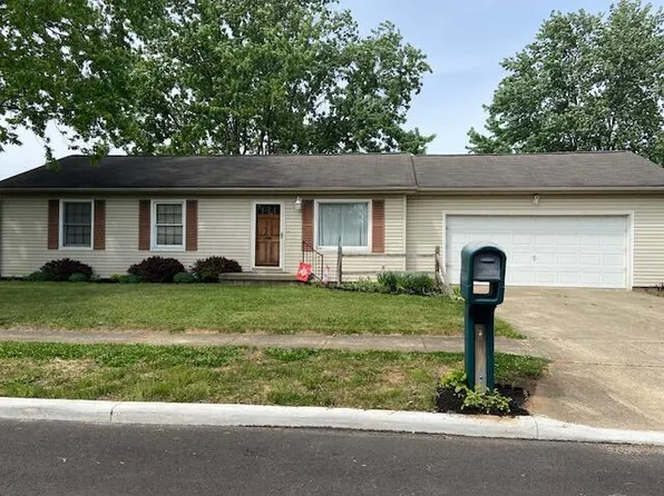 110 Rustic Dr, Circleville, OH 43113