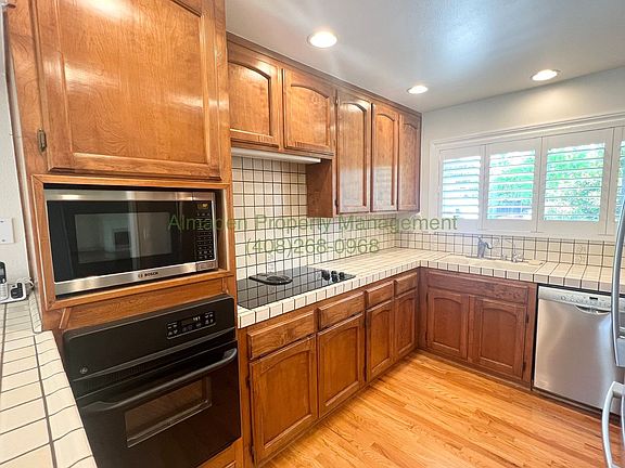 4th image of 1133 Corvallis Dr