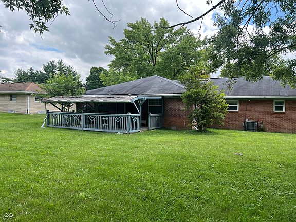 3rd image of 5218 Staughton Dr
