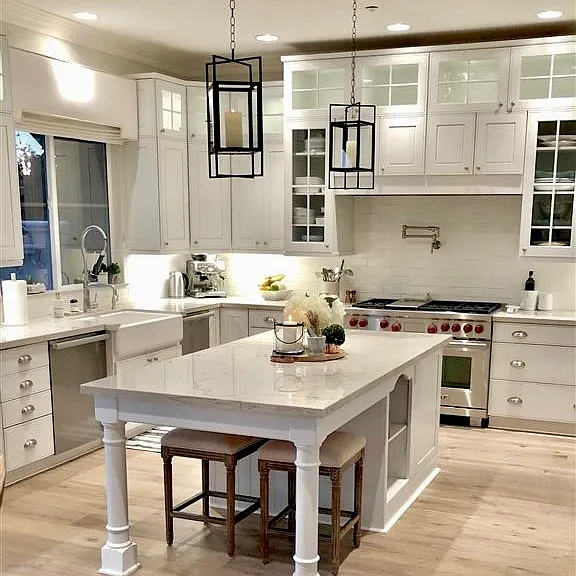 Beautifully designed gourmet kitchen