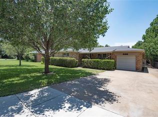 6816 Reeves St, Richland Hills, TX 76118