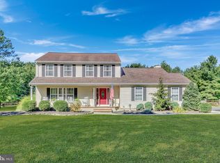 250 Warren Dr, Wrightstown, NJ 08562