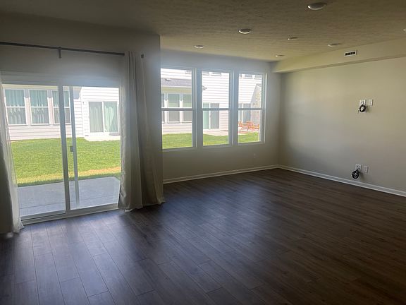 2nd image of 7328 Selah Ln