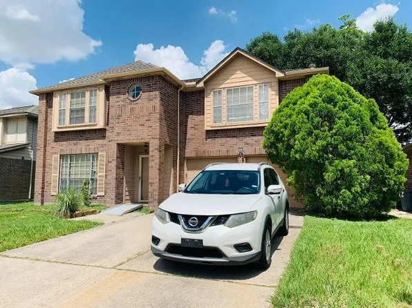 12006 Thornburg Ln, Houston, TX 77067