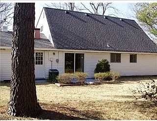 2nd image of 512 Lynn Shores Dr