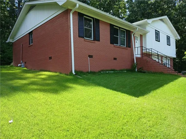 785 Old Beulah Rd, Lithia Springs, GA 30122
