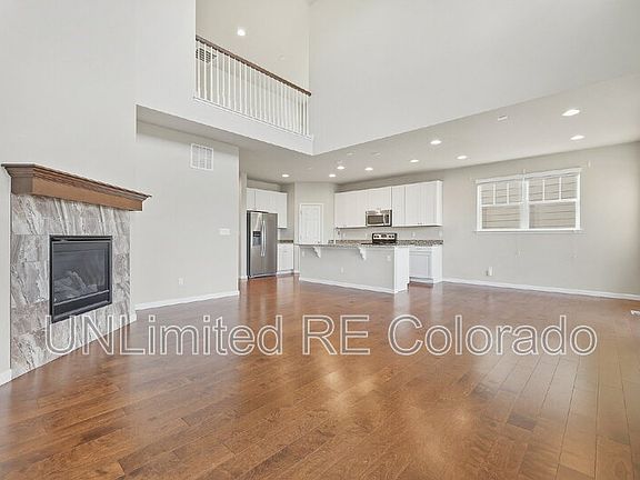 3rd image of 10356 Helsinki St