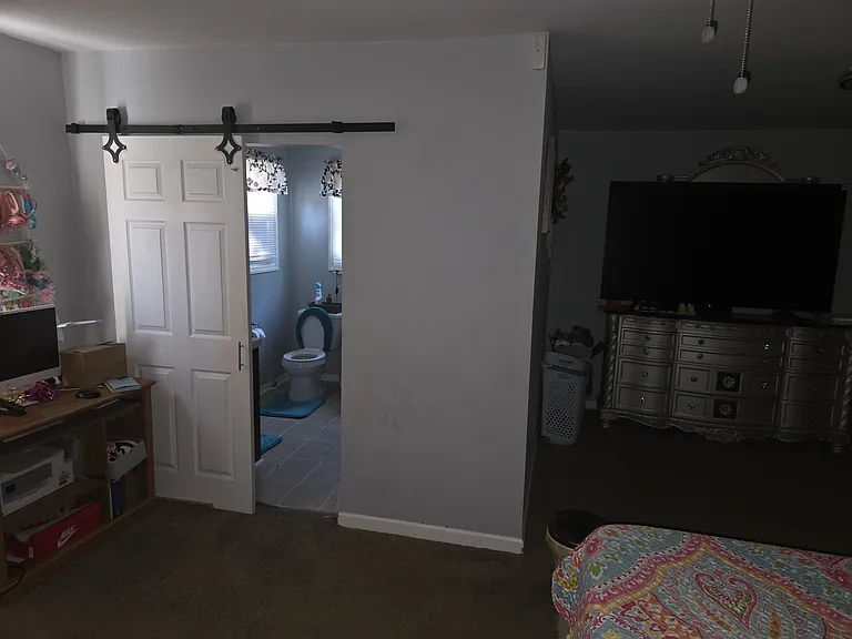 546 Hopkins Rd — Photo 10
