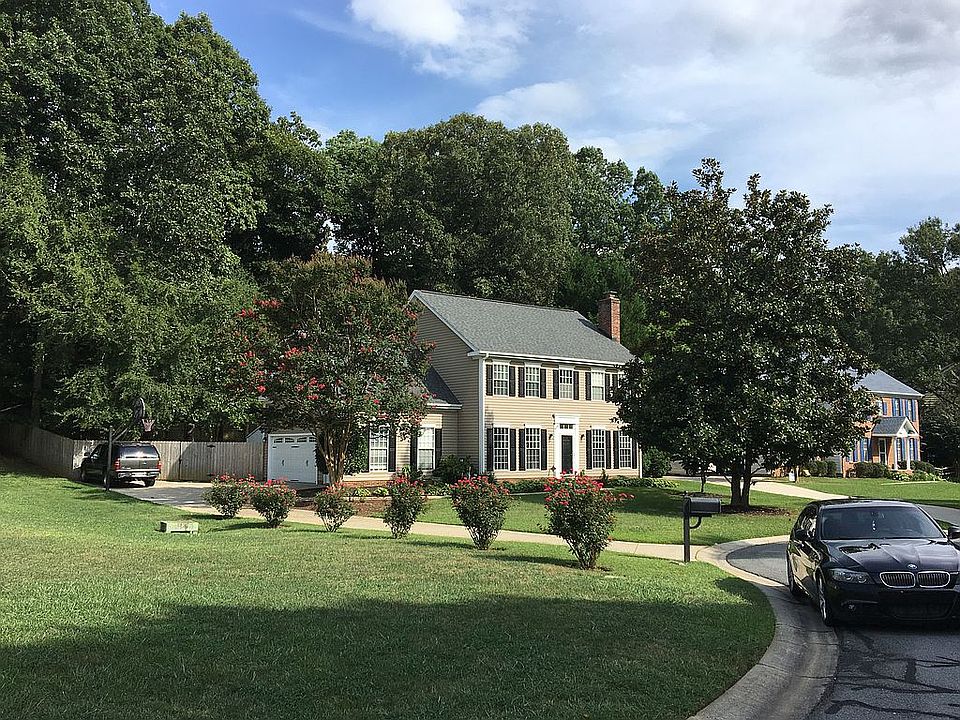 1st image of 3127 Laurelwood Dr