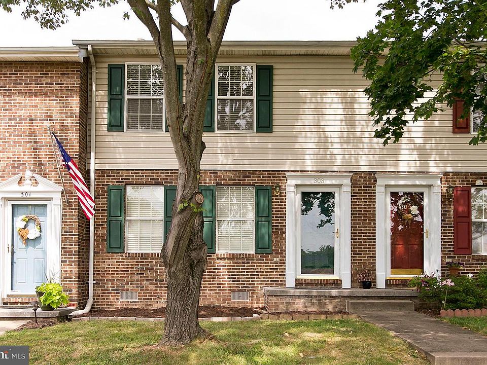 1st image of 303 Willowbrook Ct