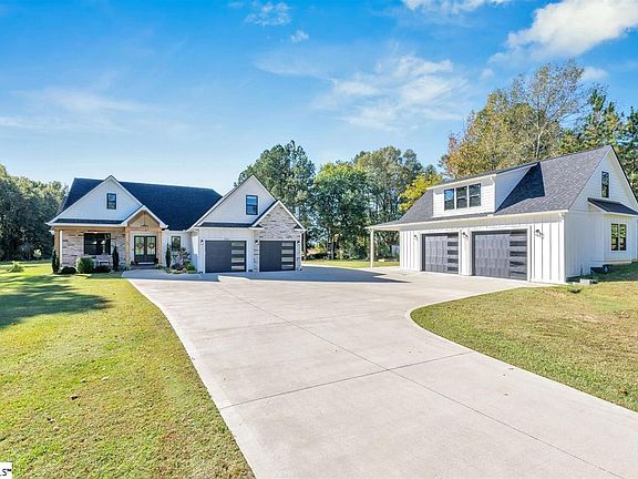 3rd image of 3006 Old Furnace Rd