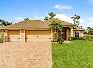 707 Pine Crest Ln, Naples, FL 34104