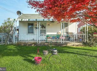 22 Mayfield St, Dover, PA 17315