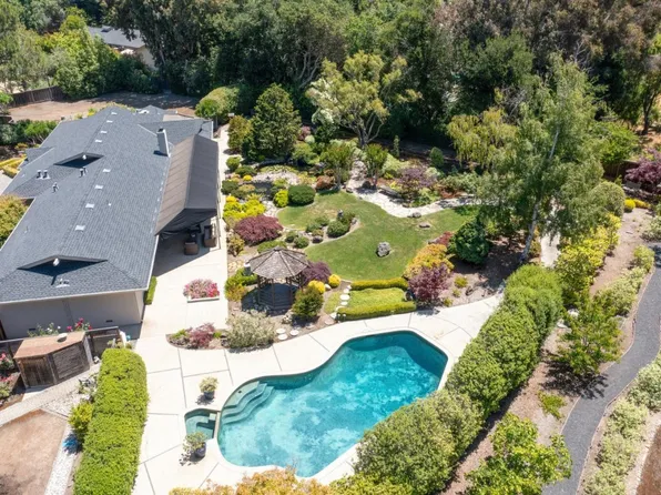 98 Gresham Ln, Atherton, CA 94027