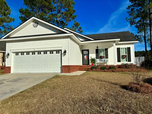 19 Cobblestone Blvd SE, Moultrie, GA 31788