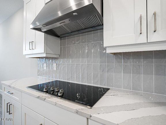3rd image of 2944 Arranmore Dr