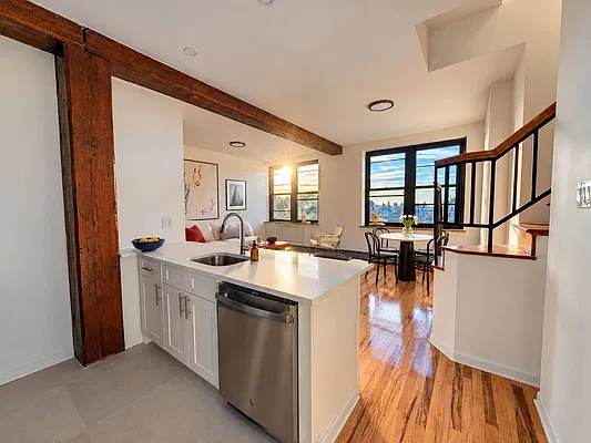 Kitchen, photo 2