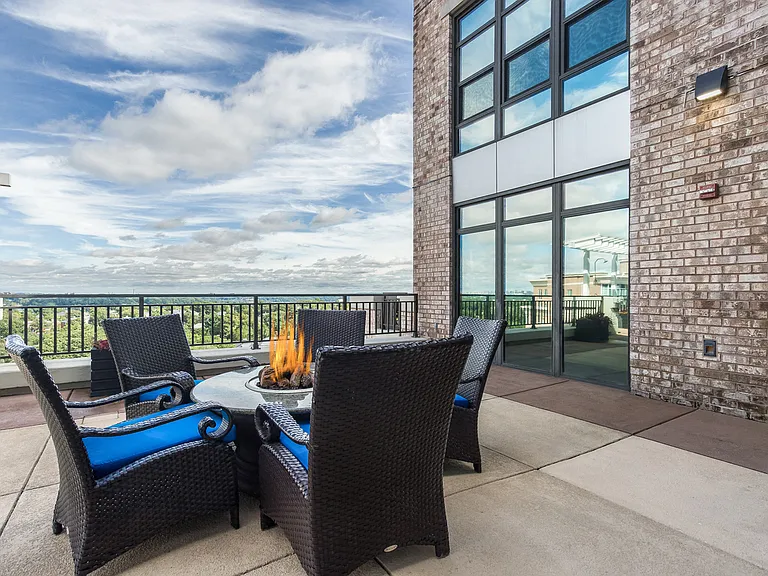 Our Windsor Communities team is ready to provide you with a personalized tour