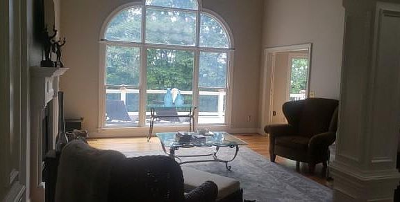 4th image of 513 Spaulding Lake Dr