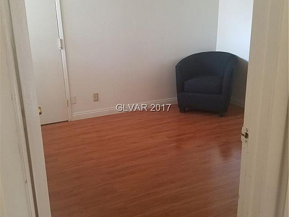 5th image of 7033 Kenwood St