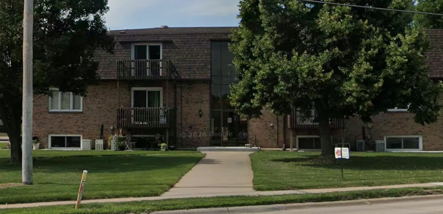 2 bed, 1.5 bath, $1,000 — Photo 1
