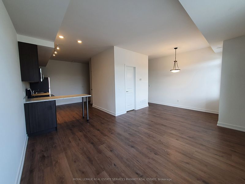 Oakville Townhouse for rent - 2 Bedrooms — photo 3