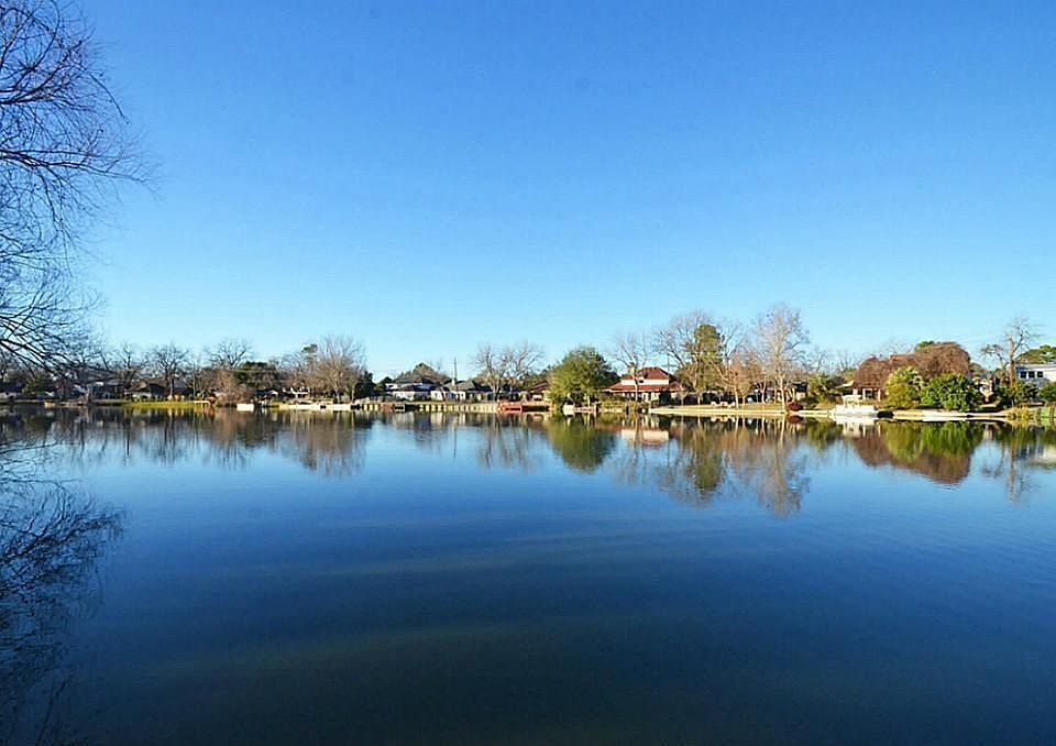 1st image of 67 Island Blvd