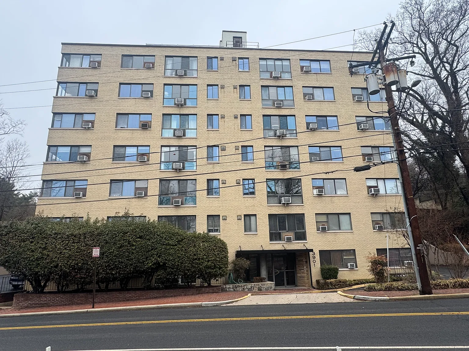 1 bed, 809 sqft, $1,795 — Photo 2