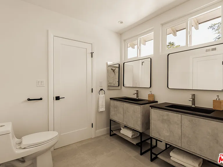 23153 Gonzales Dr — Photo 11