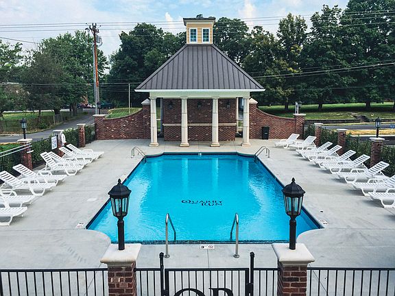 Make every day feel like a getaway at Quarry Run. Cool off in the pool, relax on the deck, and enjoy the best part of coming home.