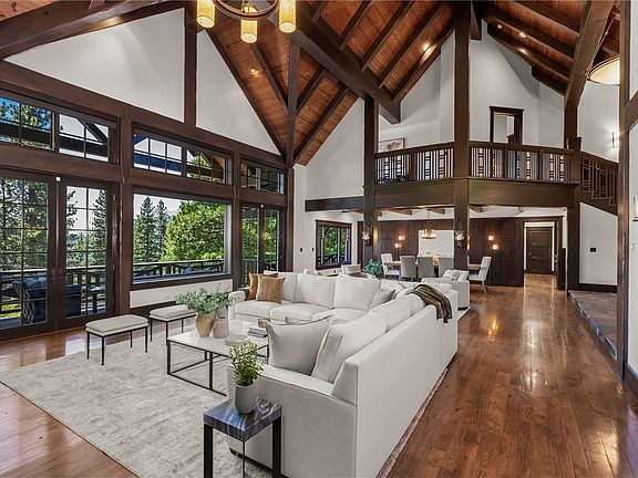 5th image of 527 Sugarpine Dr