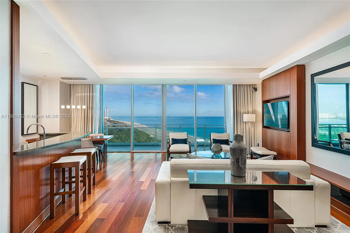 Building Photo - 10295 Collins Ave #121716