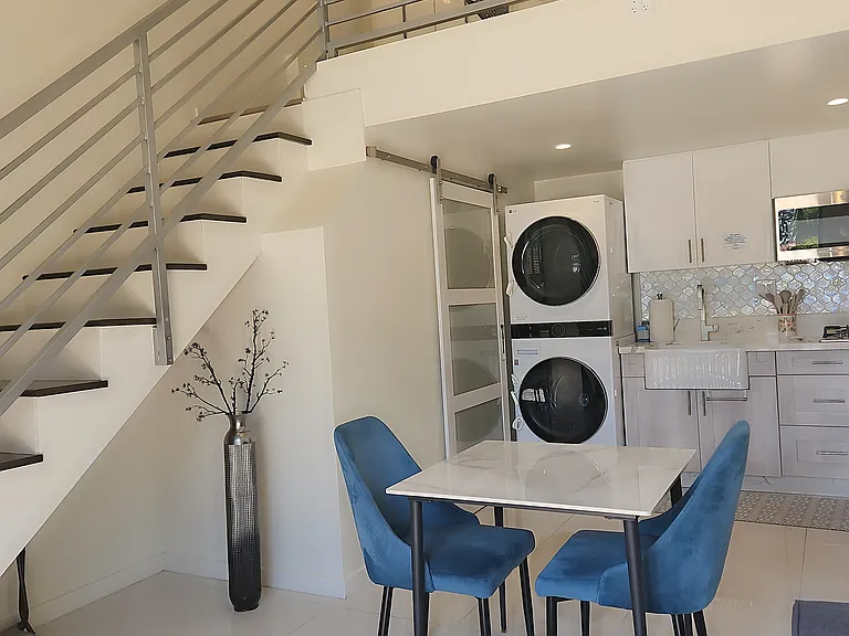 10416 Garden Grove Ave #B — Photo 8
