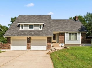 113 SE Mount Vernon Dr, Blue Springs, MO 64014
