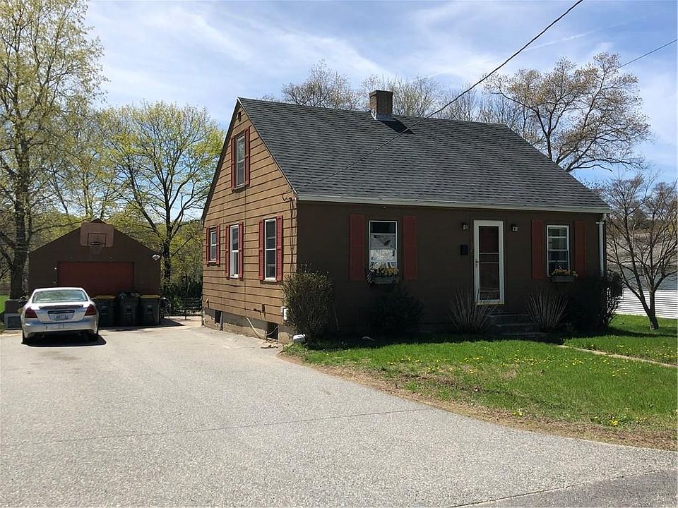 1st image of 52 Fenwood Ave