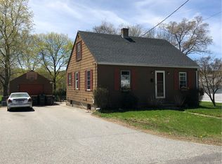 52 Fenwood Ave, Smithfield, RI 02917