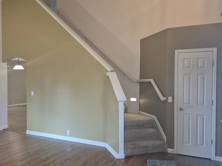 5496 Ansel Dr — Photo 9