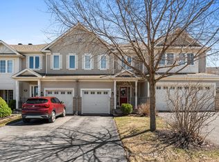 199 Golflinks Dr, Ottawa, ON K2J5M8