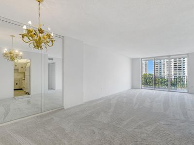 2851 NE 183rd Street #512e, Aventura, FL, 33160