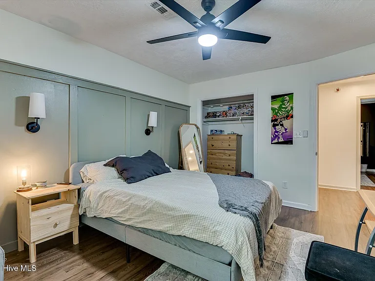 1084 Severn Dr — Photo 27