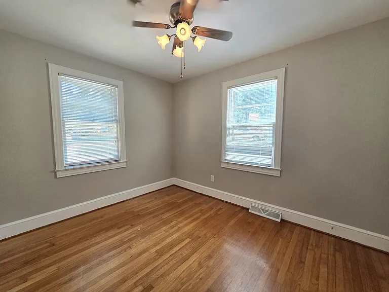 138 Woodland Dr — Photo 13