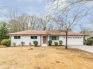 1697 Edinburgh Dr, Tucker, GA 30084